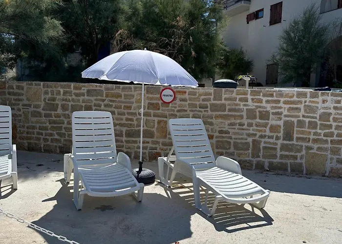 Razanac Apartments